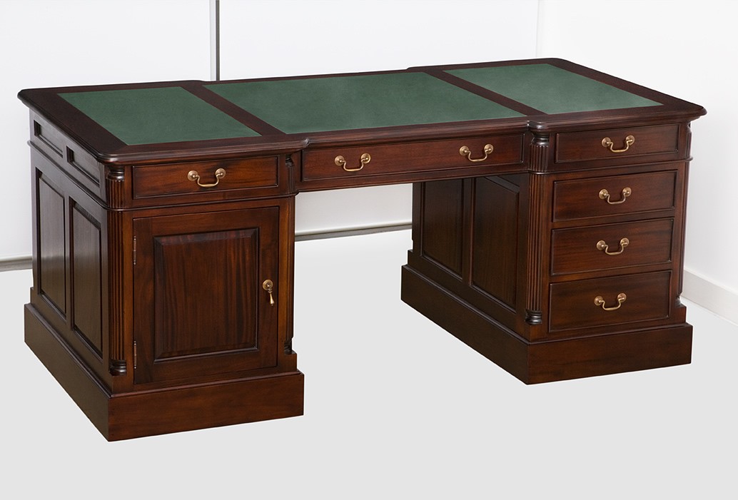 Calling all lovers of fine furniture