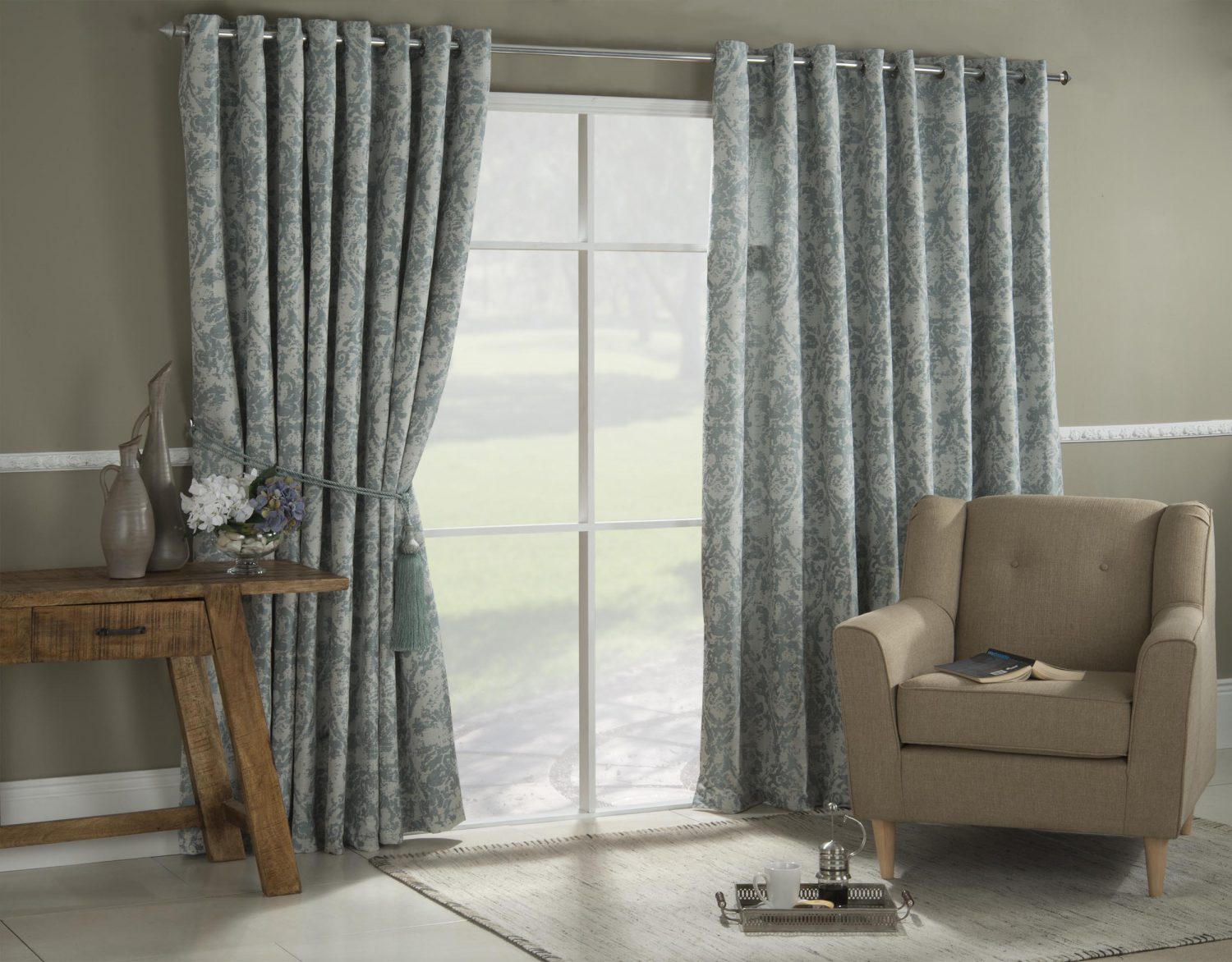 Choosing The Right Curtains For Your Bedroom: A Comprehensive Guide